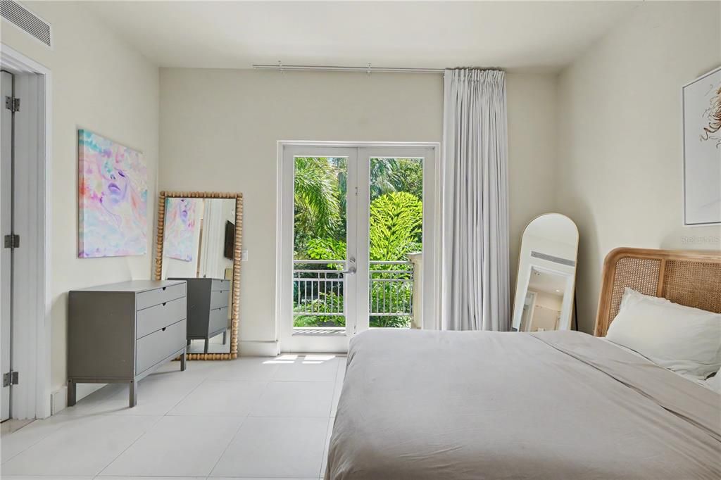 En Venta: $3,200,000 (3 camas, 3 baños, 2306 Pies cuadrados)