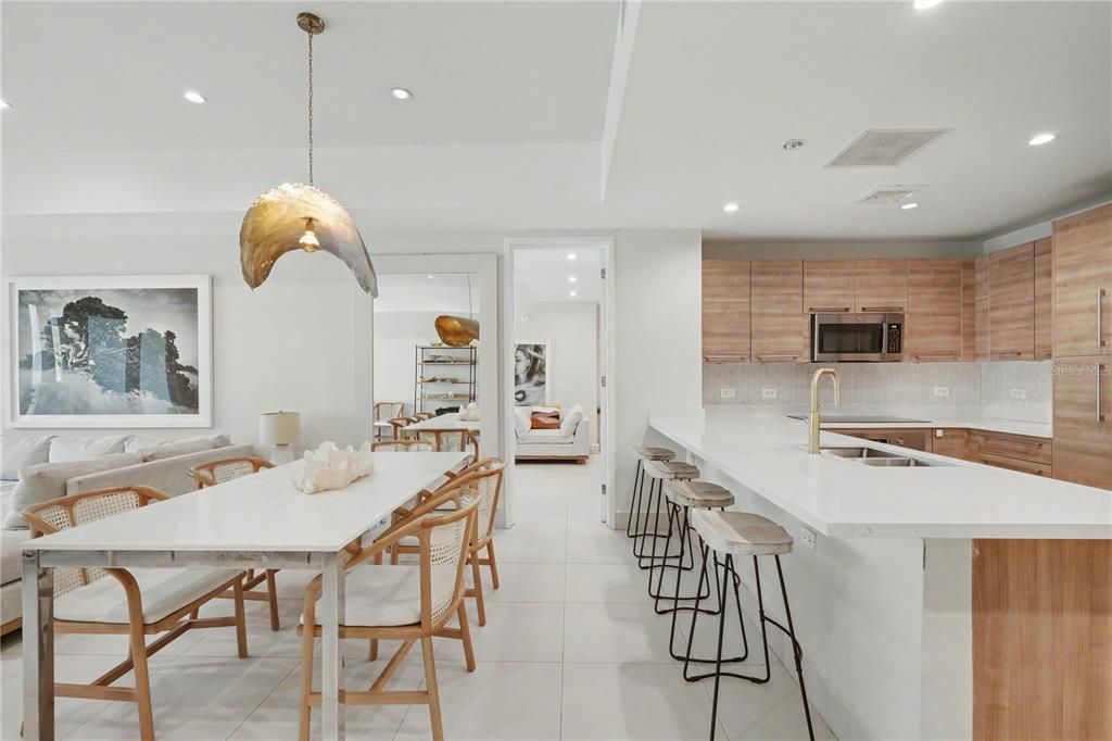 En Venta: $3,200,000 (3 camas, 3 baños, 2306 Pies cuadrados)