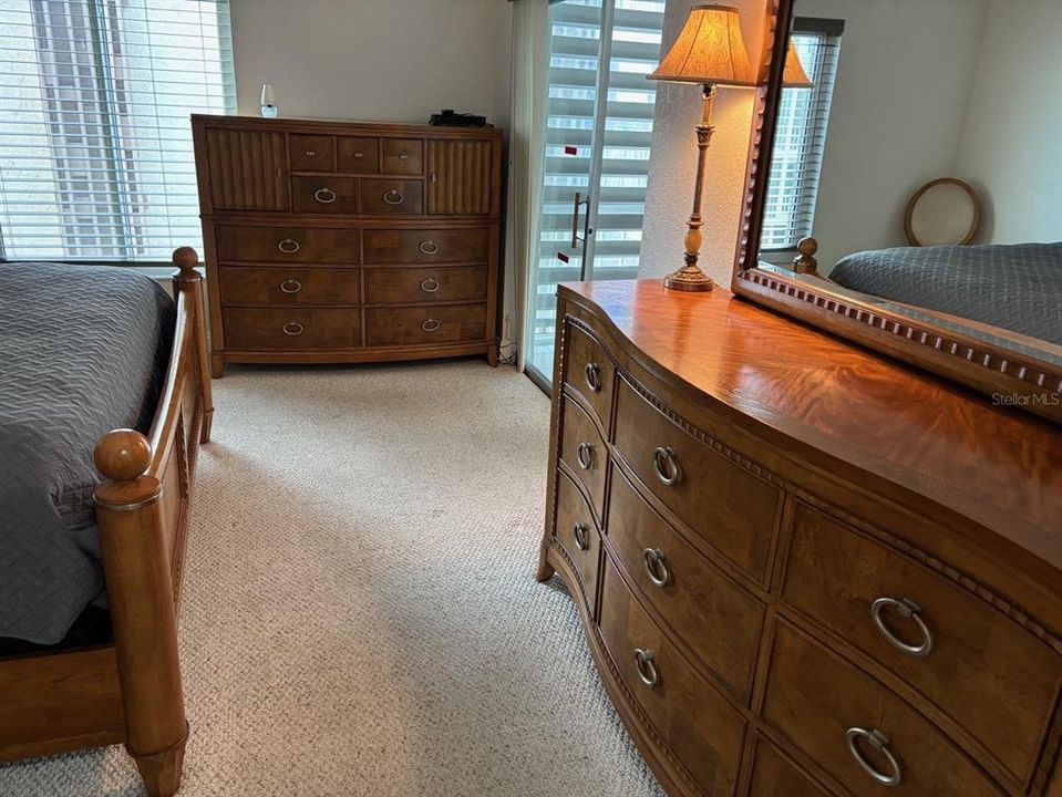For Rent: $2,000 (2 beds, 2 baths, 1090 Square Feet)
