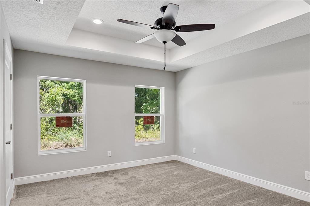 For Sale: $265,000 (3 beds, 2 baths, 1292 Square Feet)