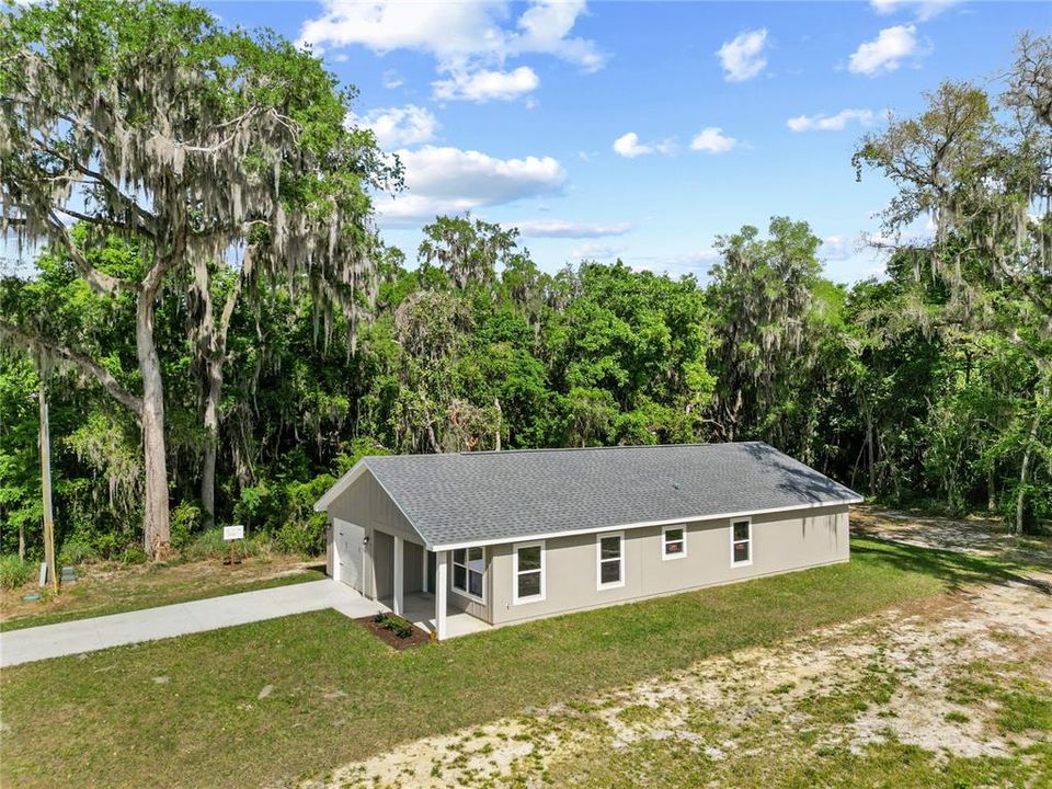 For Sale: $265,000 (3 beds, 2 baths, 1292 Square Feet)