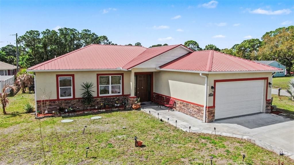 For Sale: $330,000 (3 beds, 2 baths, 1630 Square Feet)