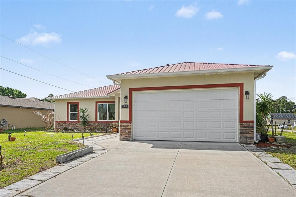 For Sale: $330,000 (3 beds, 2 baths, 1630 Square Feet)