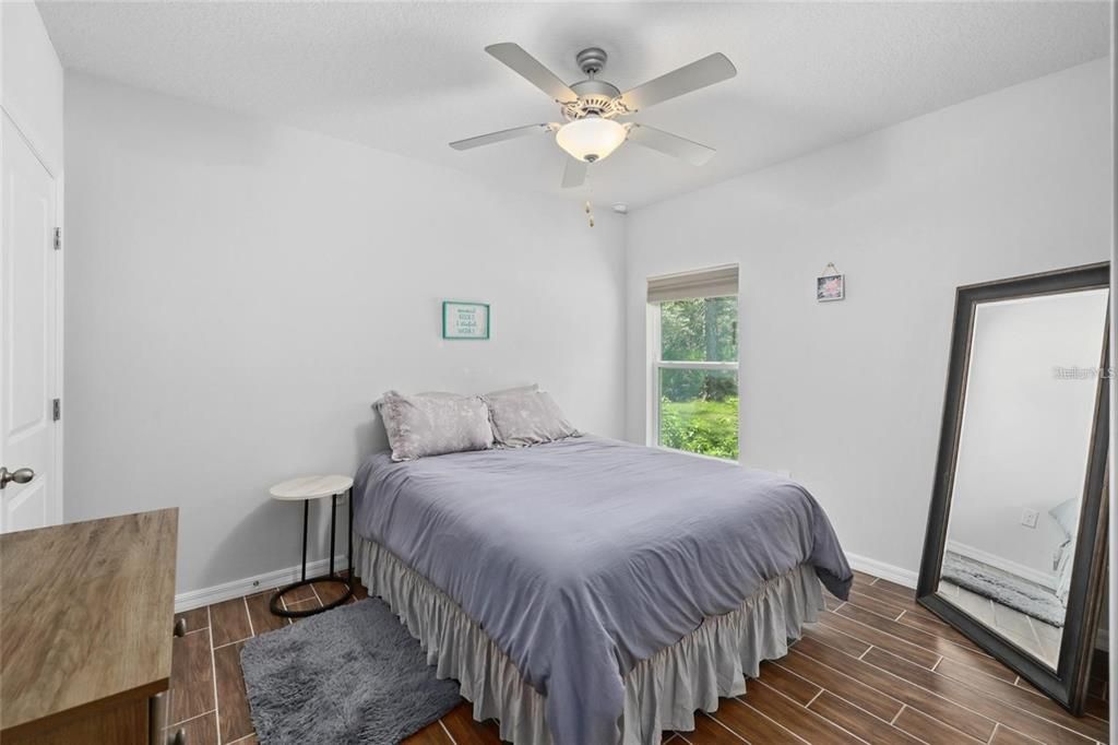 出租: $1,760 (3 贝兹, 2 浴室, 1215 平方英尺)