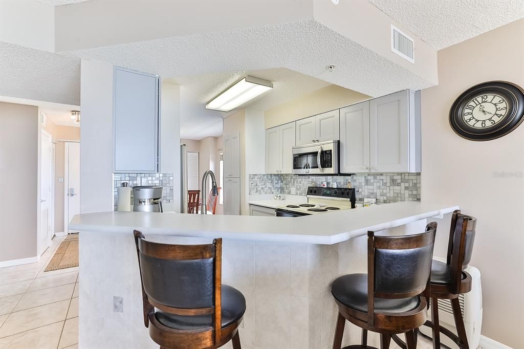 待售: $449,900 (2 贝兹, 2 浴室, 1200 平方英尺)