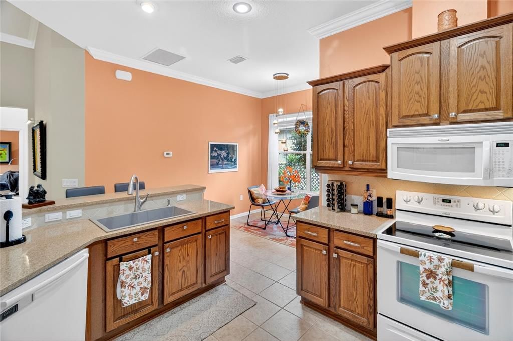 For Sale: $380,000 (3 beds, 2 baths, 1943 Square Feet)