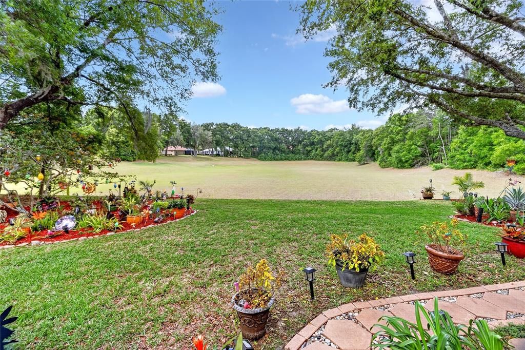 For Sale: $380,000 (3 beds, 2 baths, 1943 Square Feet)