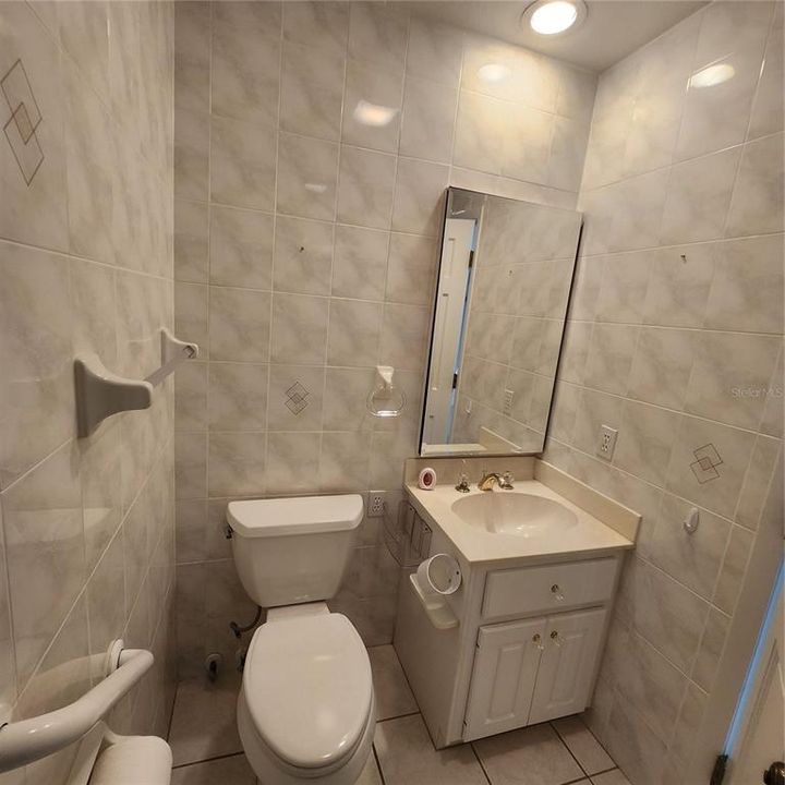 Под контрактом: $425,000 (3 спален, 2 ванн, 2622 Квадратных фут)
