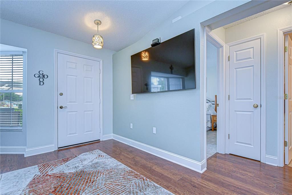 En Venta: $199,900 (2 camas, 2 baños, 1201 Pies cuadrados)