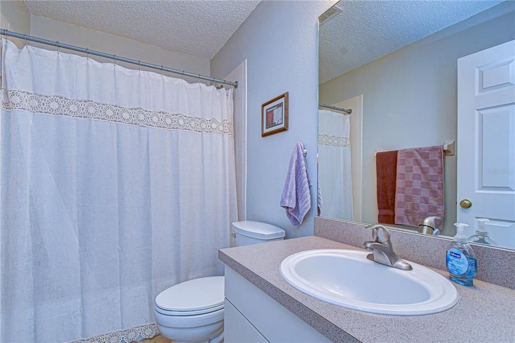 En Venta: $199,900 (2 camas, 2 baños, 1201 Pies cuadrados)