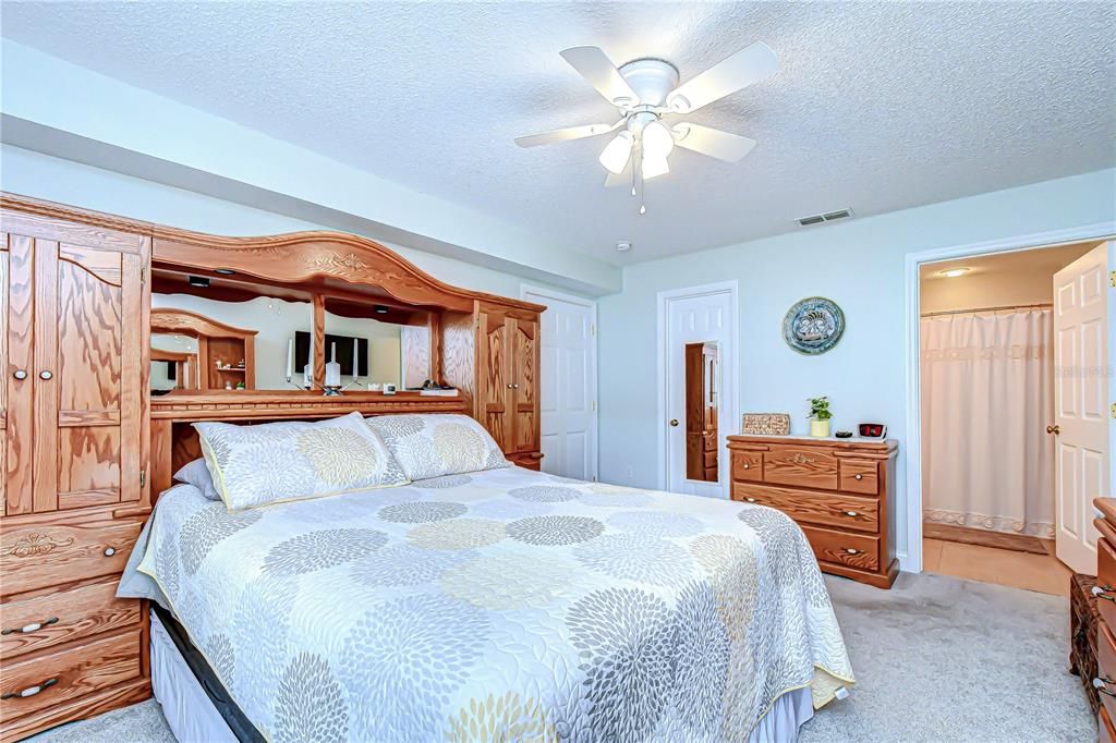 En Venta: $199,900 (2 camas, 2 baños, 1201 Pies cuadrados)