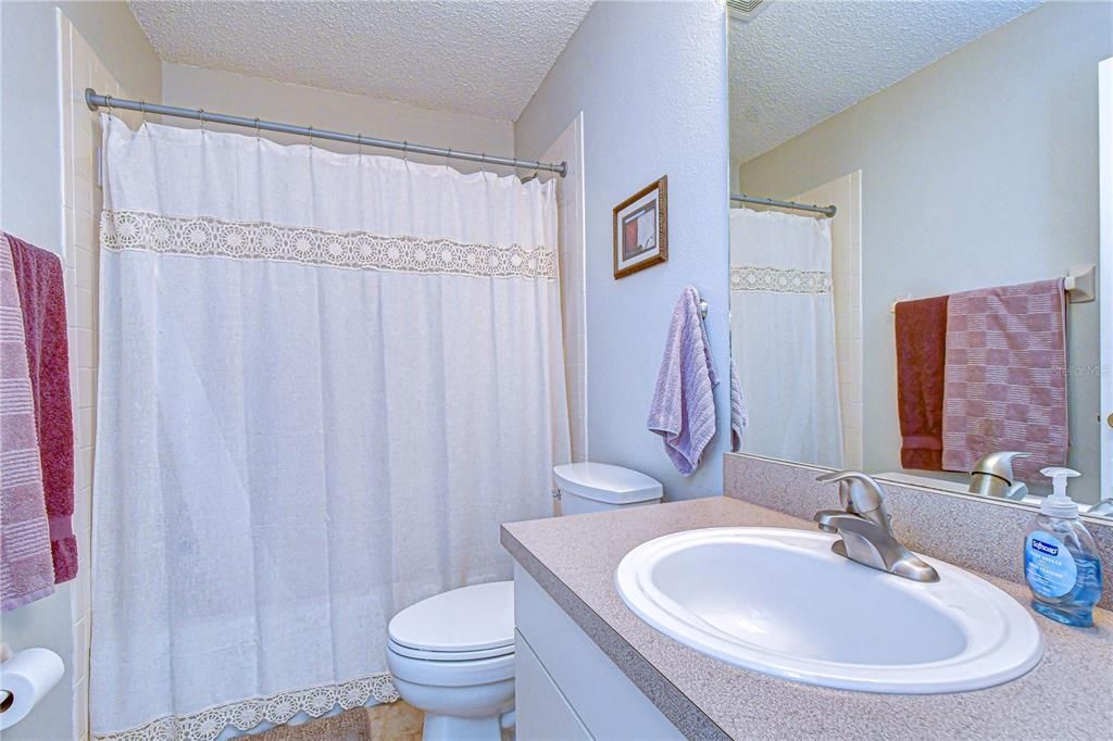 En Venta: $199,900 (2 camas, 2 baños, 1201 Pies cuadrados)