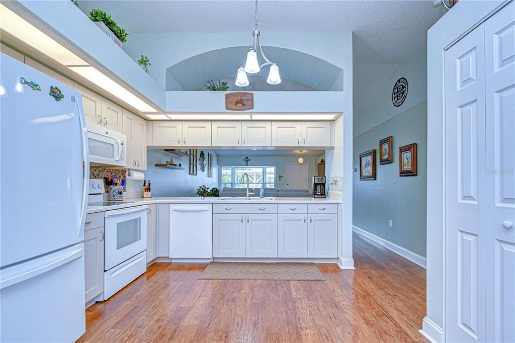 En Venta: $199,900 (2 camas, 2 baños, 1201 Pies cuadrados)