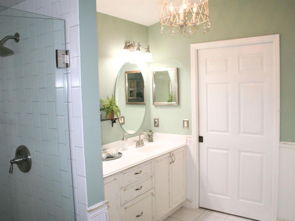 Active With Contract: $499,900 (3 beds, 2 baths, 2163 Square Feet)