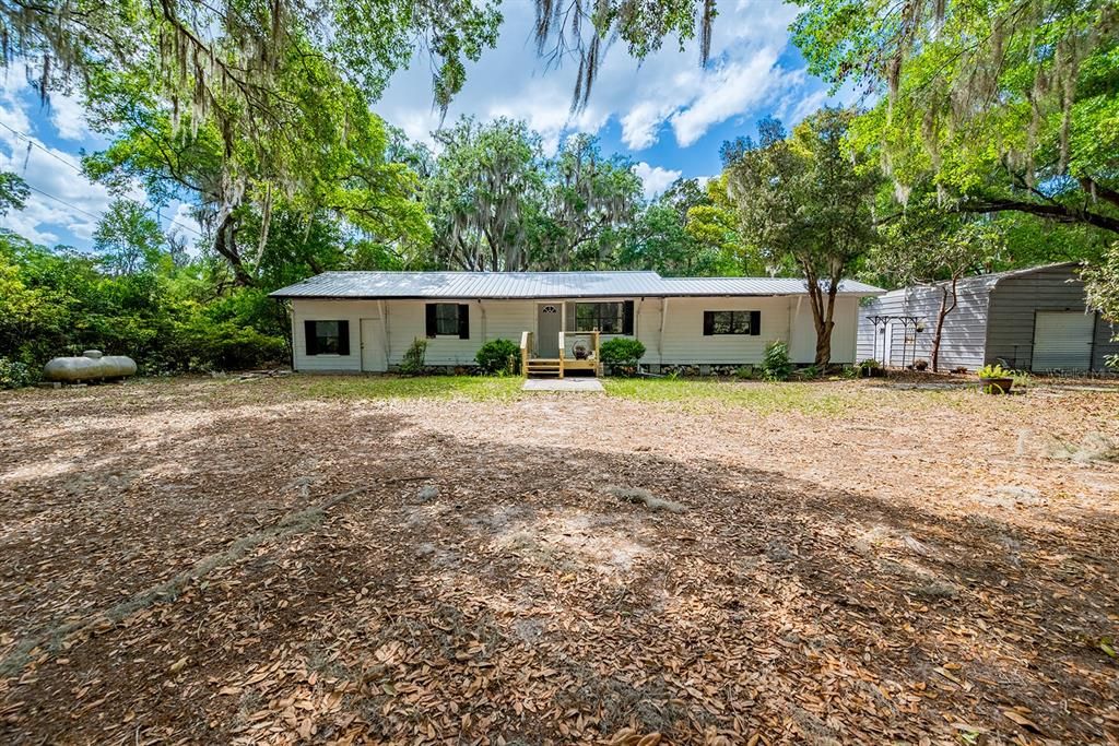 For Sale: $395,000 (3 beds, 2 baths, 1462 Square Feet)