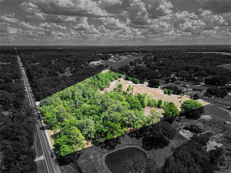 待售: $450,000 (8.09 acres)