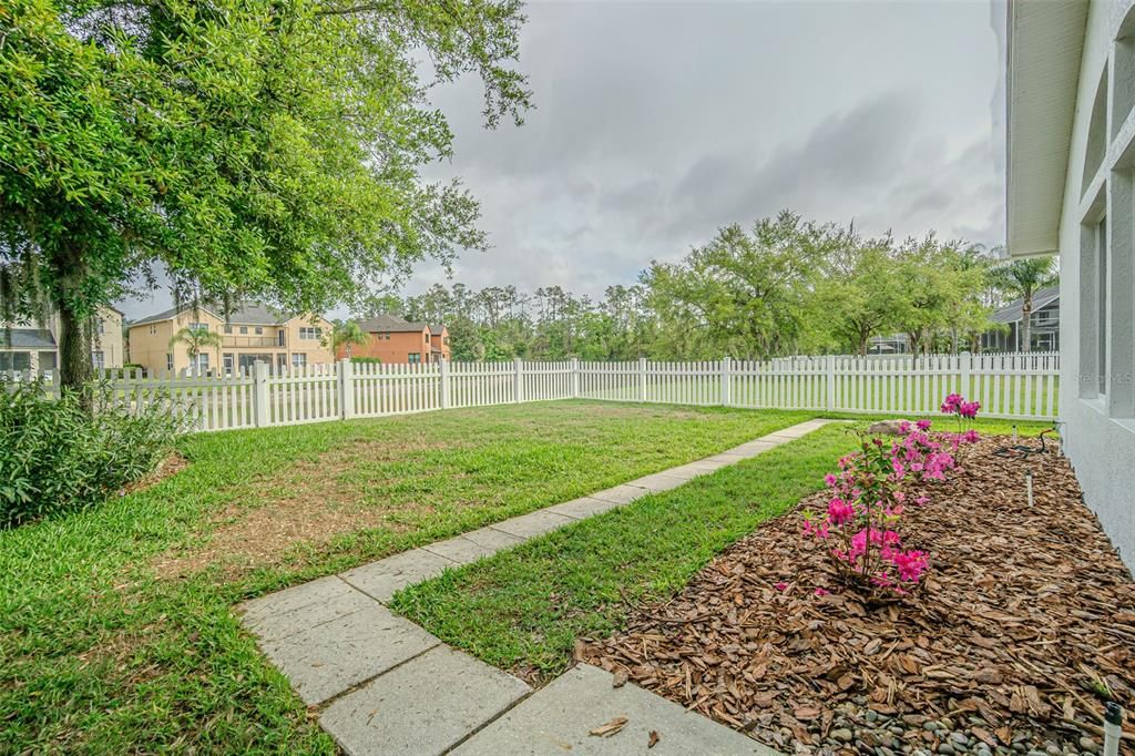 Active With Contract: $899,000 (4 beds, 4 baths, 4052 Square Feet)