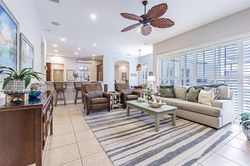 Active With Contract: $899,000 (4 beds, 4 baths, 4052 Square Feet)