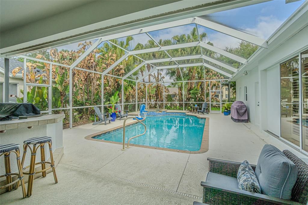 Active With Contract: $899,000 (4 beds, 4 baths, 4052 Square Feet)