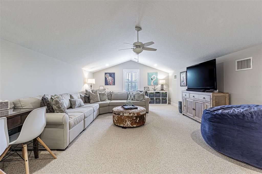 Active With Contract: $899,000 (4 beds, 4 baths, 4052 Square Feet)