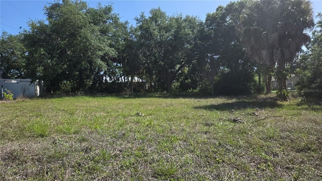 En Venta: $199,000 (0.46 acres)