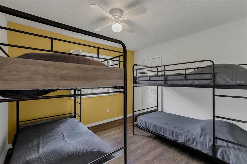 En Venta: $680,000 (4 camas, 3 baños, 2091 Pies cuadrados)