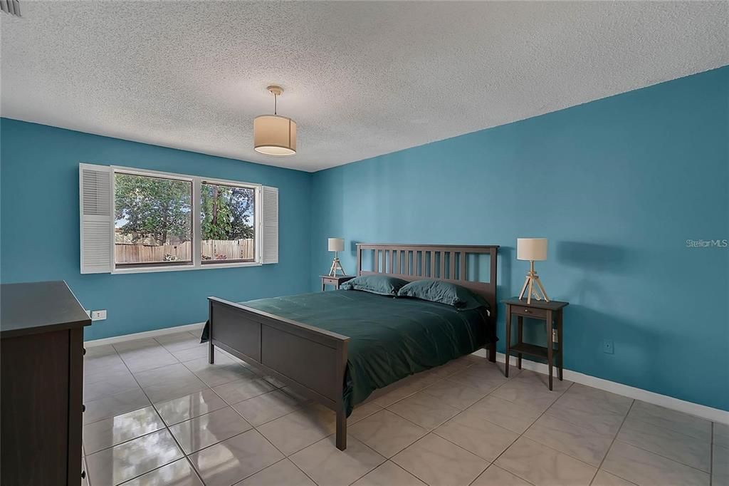 En Venta: $680,000 (4 camas, 3 baños, 2091 Pies cuadrados)