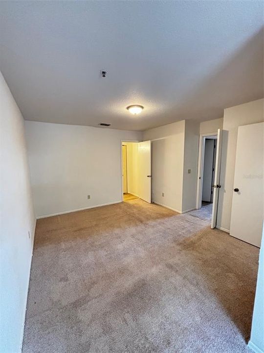 For Sale: $168,000 (2 beds, 2 baths, 1140 Square Feet)