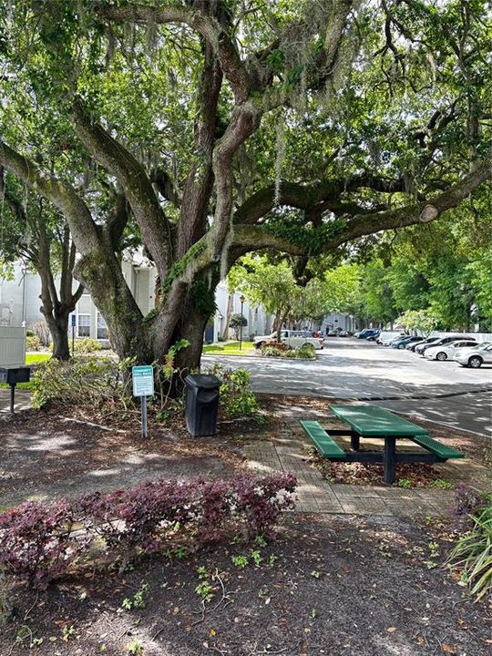 For Sale: $168,000 (2 beds, 2 baths, 1140 Square Feet)