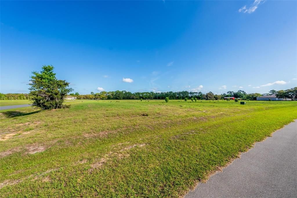 En Venta: $159,900 (1.00 acres)
