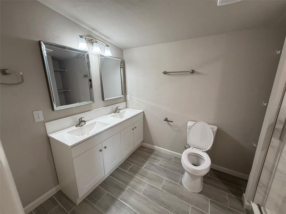 На продажу: $184,900 (3 спален, 2 ванн, 1362 Квадратных фут)