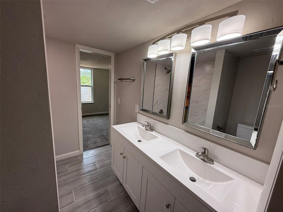 На продажу: $184,900 (3 спален, 2 ванн, 1362 Квадратных фут)