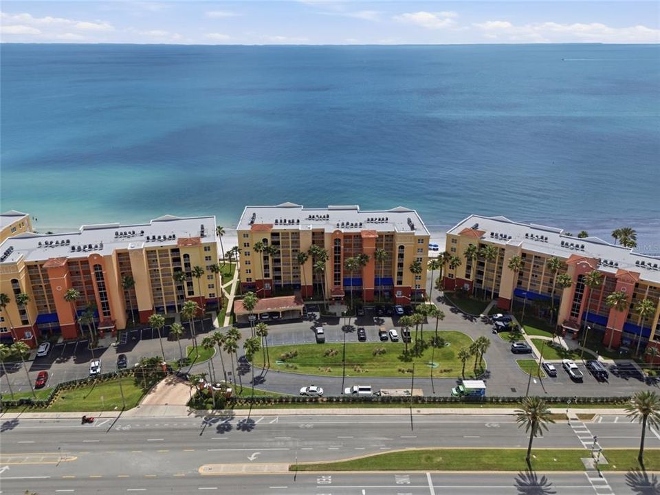 Activo con contrato: $1,200,000 (3 camas, 2 baños, 1460 Pies cuadrados)