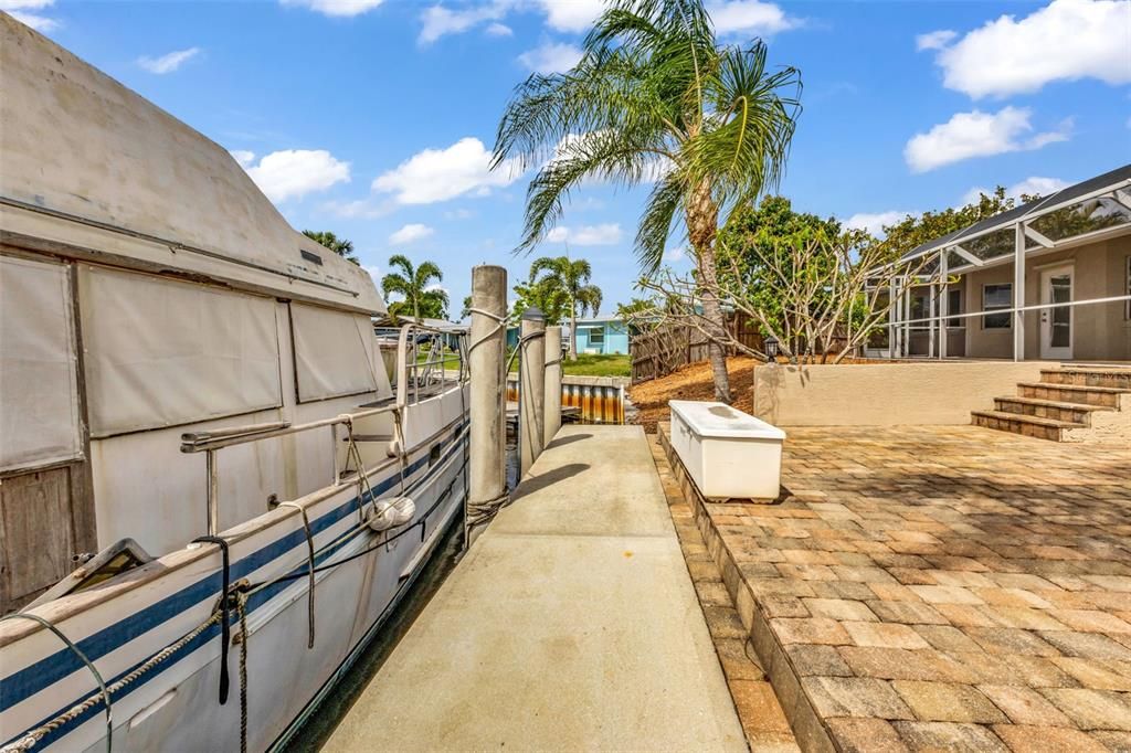 En Venta: $699,000 (3 camas, 2 baños, 3164 Pies cuadrados)