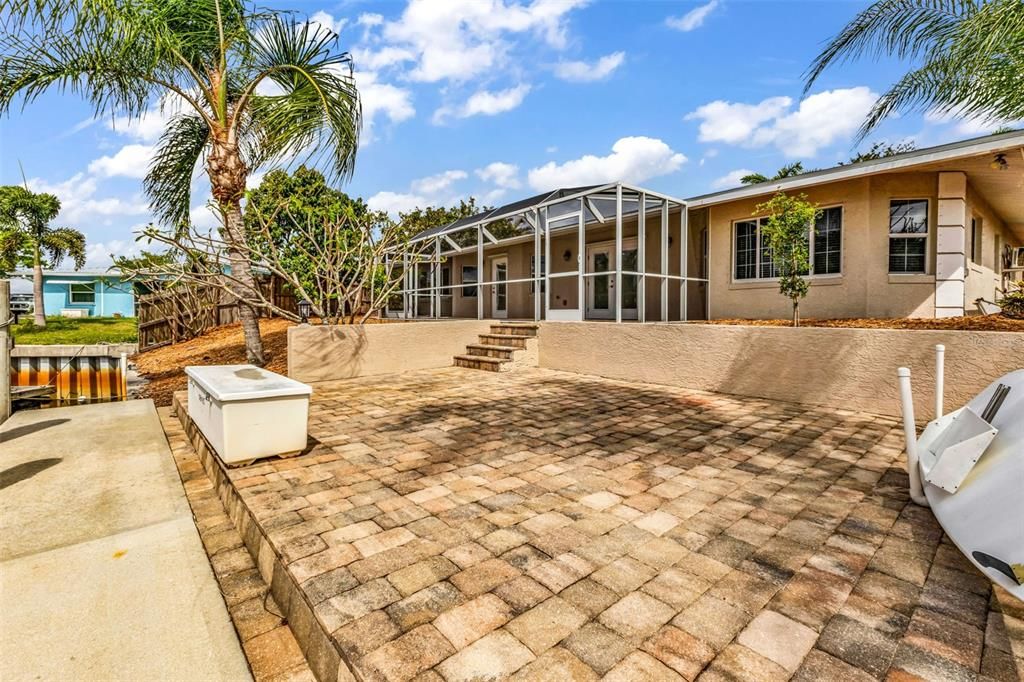 En Venta: $699,000 (3 camas, 2 baños, 3164 Pies cuadrados)