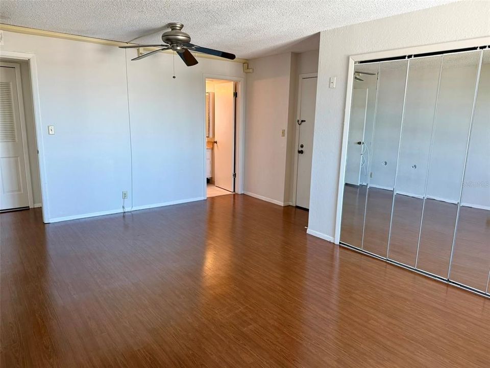 En Venta: $395,000 (2 camas, 2 baños, 1150 Pies cuadrados)