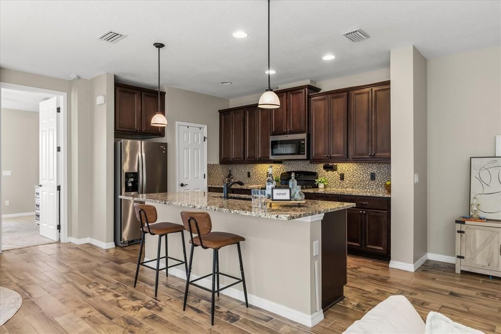 En Venta: $285,000 (2 camas, 2 baños, 1269 Pies cuadrados)