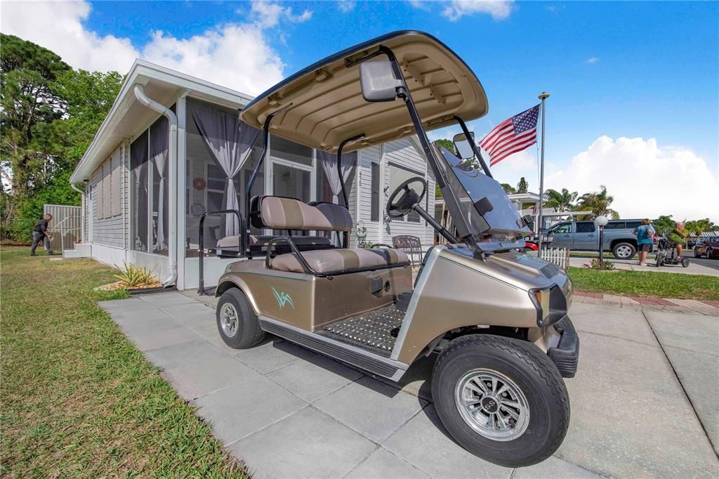 For Sale: $109,000 (2 beds, 2 baths, 845 Square Feet)