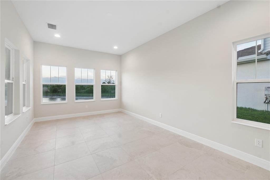 En Venta: $1,295,000 (5 camas, 4 baños, 4673 Pies cuadrados)