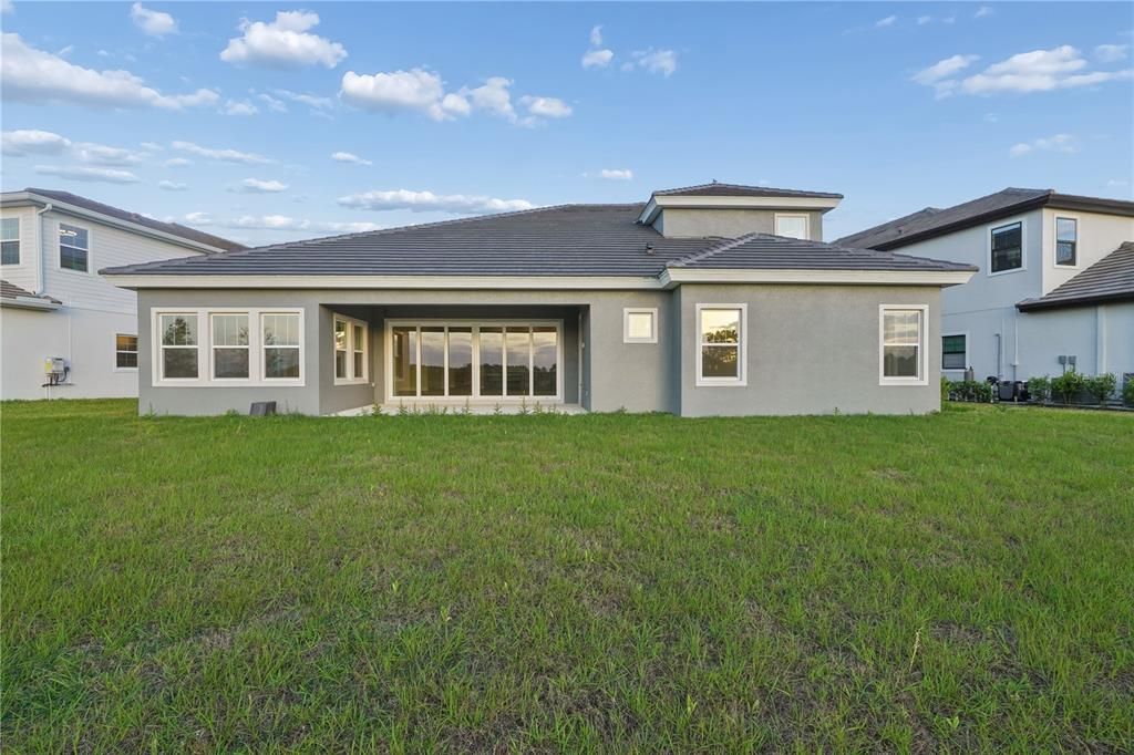En Venta: $1,295,000 (5 camas, 4 baños, 4673 Pies cuadrados)
