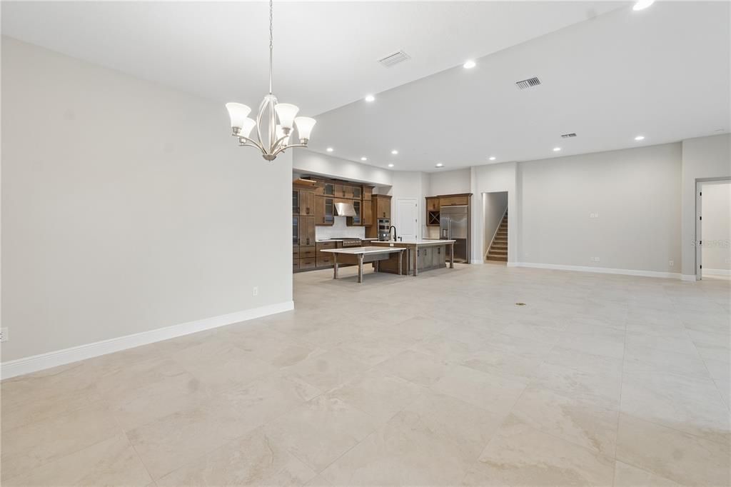 En Venta: $1,295,000 (5 camas, 4 baños, 4673 Pies cuadrados)
