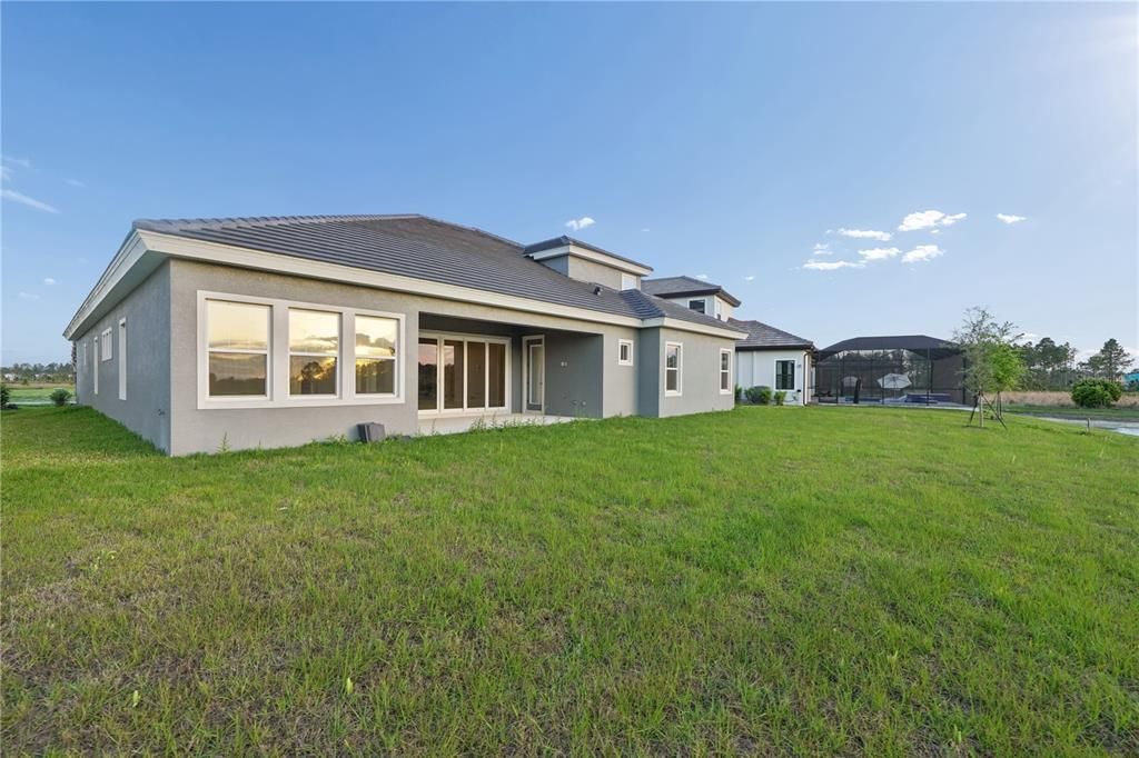 En Venta: $1,295,000 (5 camas, 4 baños, 4673 Pies cuadrados)