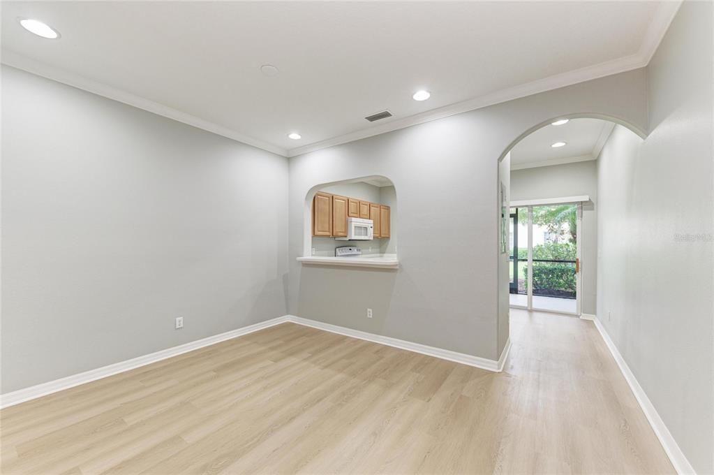 Activo con contrato: $199,000 (2 camas, 2 baños, 1429 Pies cuadrados)