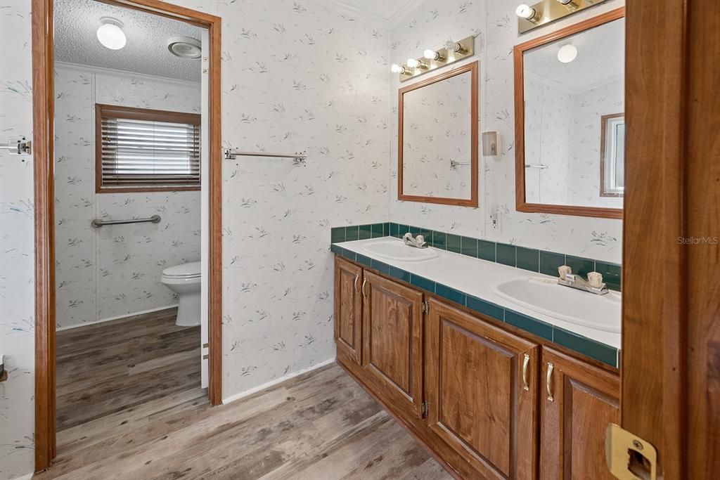 En Venta: $267,000 (3 camas, 2 baños, 1782 Pies cuadrados)