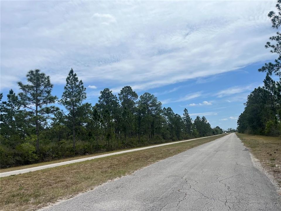 На продажу: $15,000 (0.50 acres)
