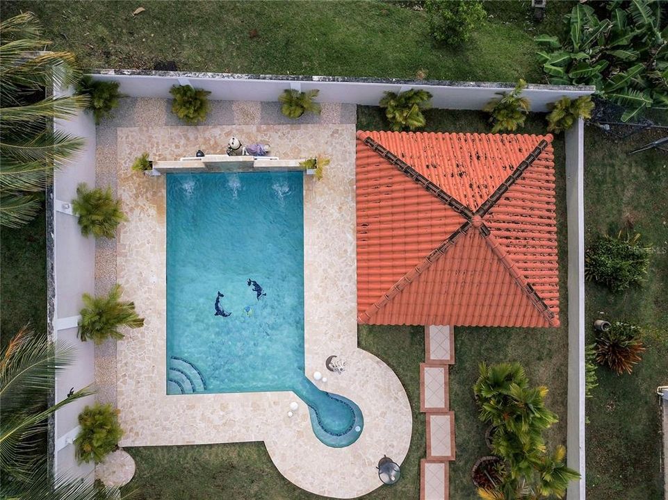 En Venta: $465,000 (4 camas, 3 baños, 2298 Pies cuadrados)