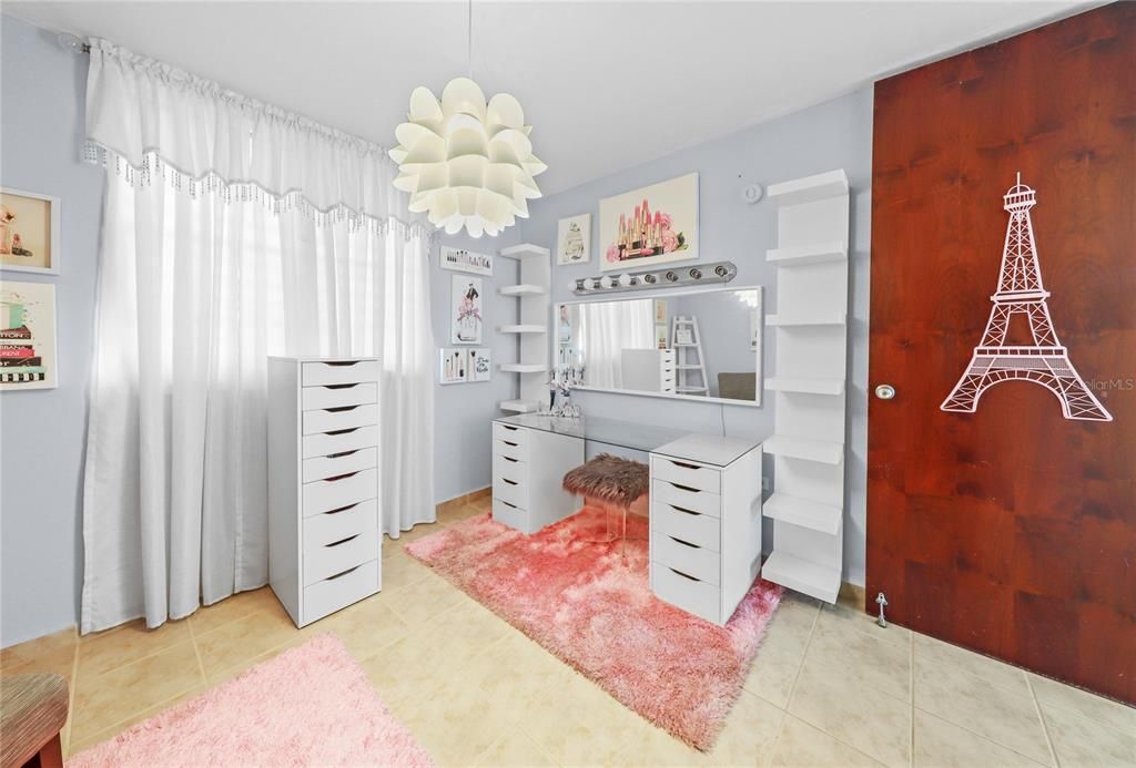 En Venta: $465,000 (4 camas, 3 baños, 2298 Pies cuadrados)
