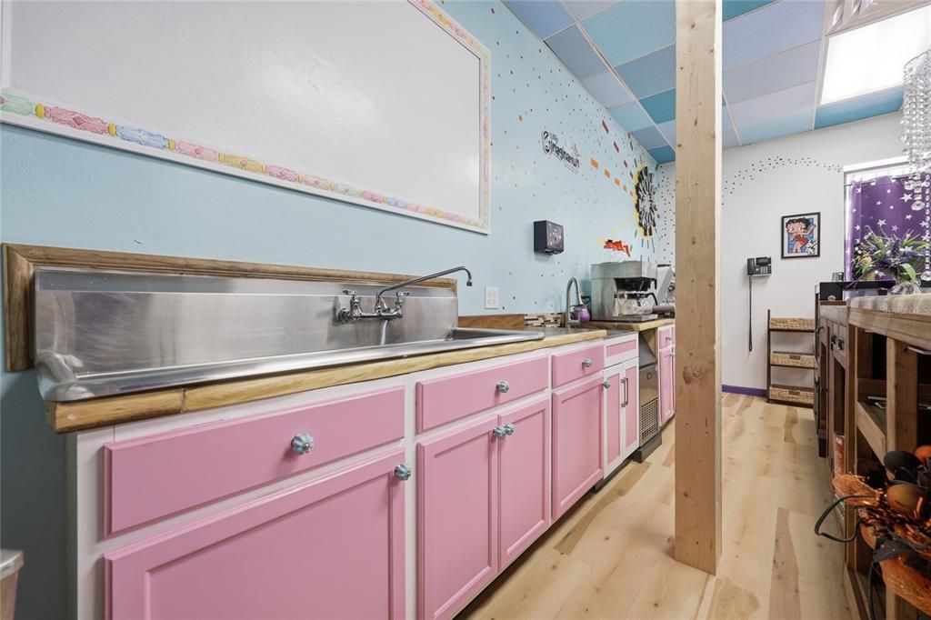 En Venta: $339,000 (0 camas, 0 baños, 3276 Pies cuadrados)