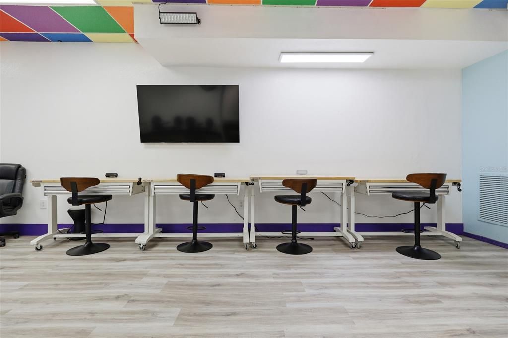 En Venta: $339,000 (0 camas, 0 baños, 3276 Pies cuadrados)