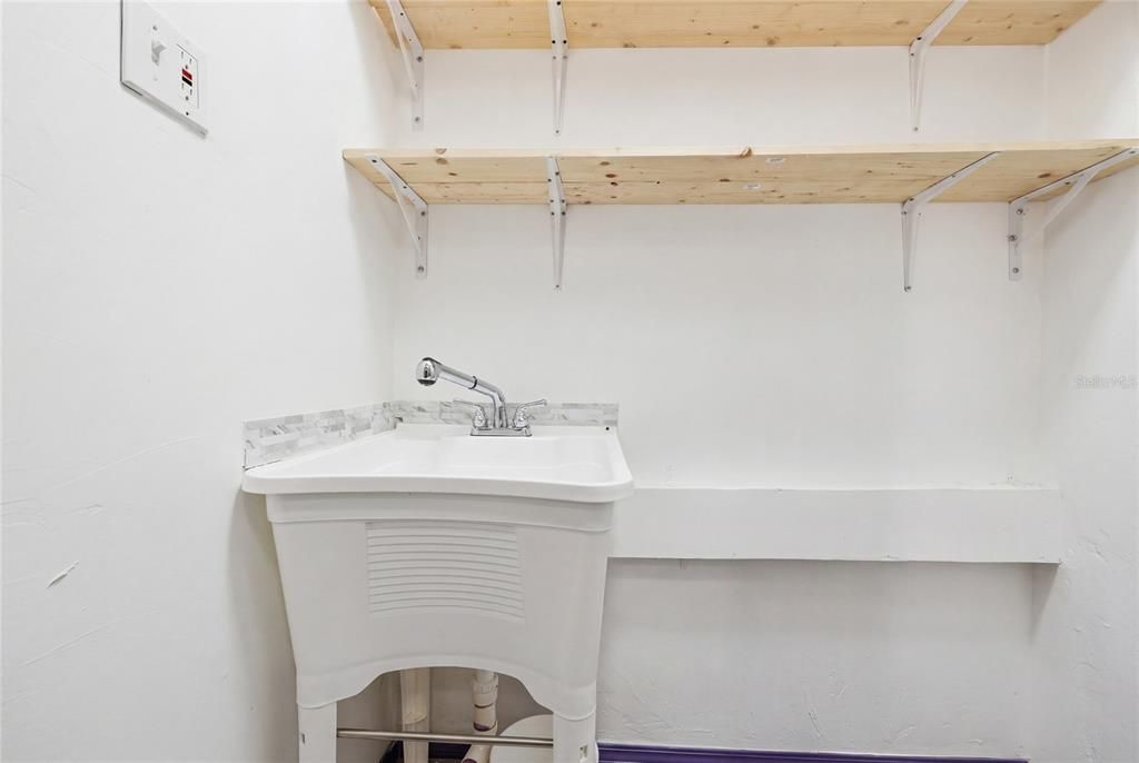 En Venta: $339,000 (0 camas, 0 baños, 3276 Pies cuadrados)